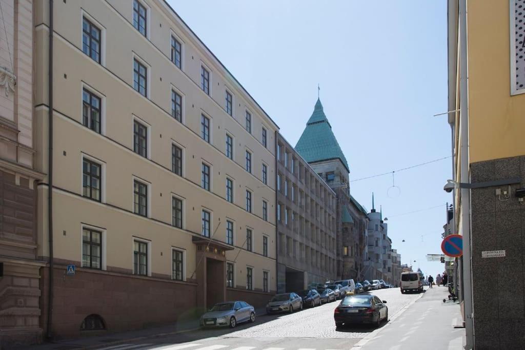 2Ndhomes Cozy Studio By The Esplanade Park Хелзинки Екстериор снимка